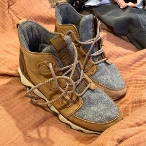 Women’s Size 8 Sorel Boots
